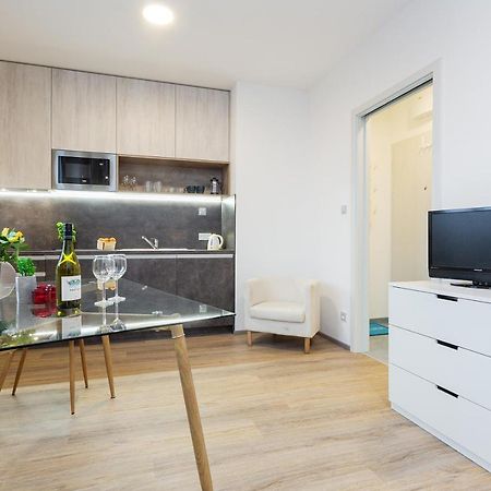 Harfa Apartments Prag Exterior foto