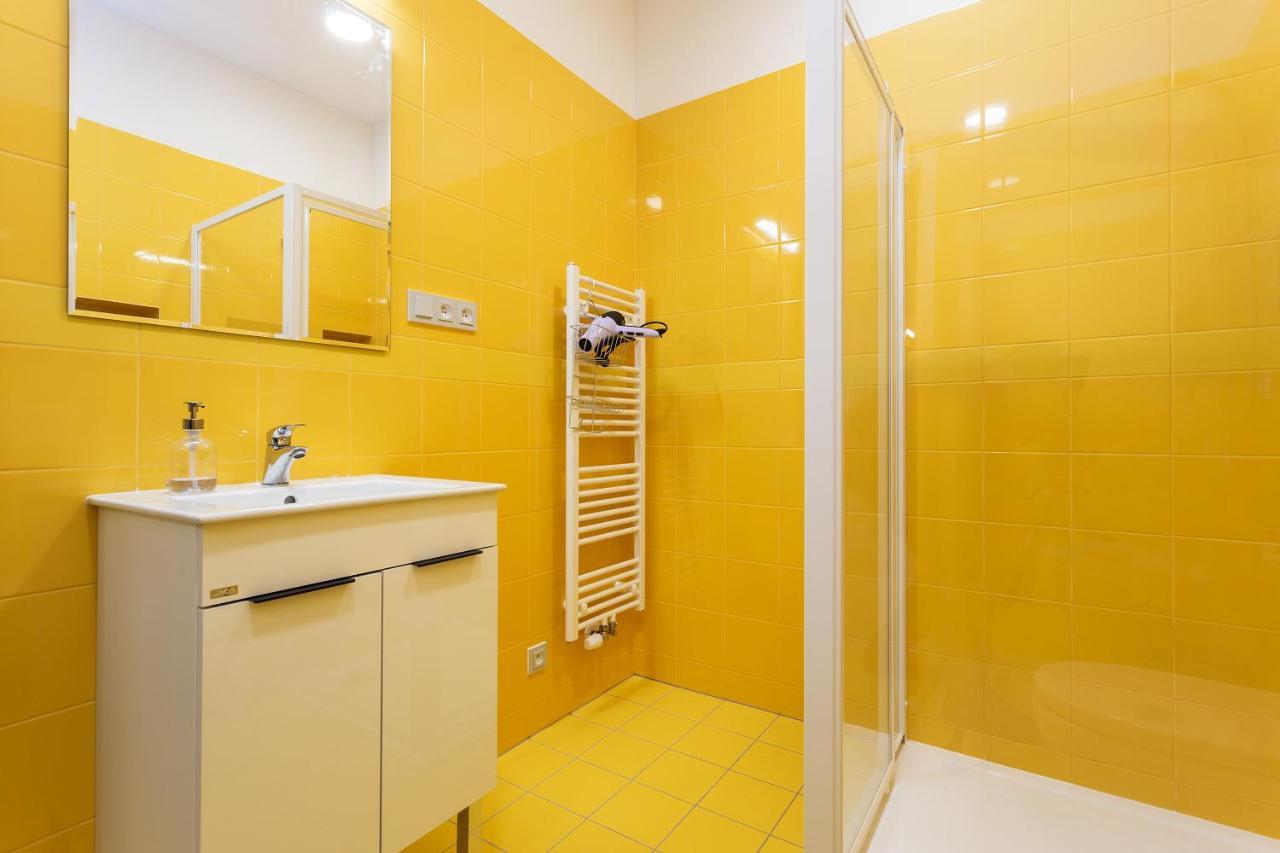 Harfa Apartments Prag Exterior foto