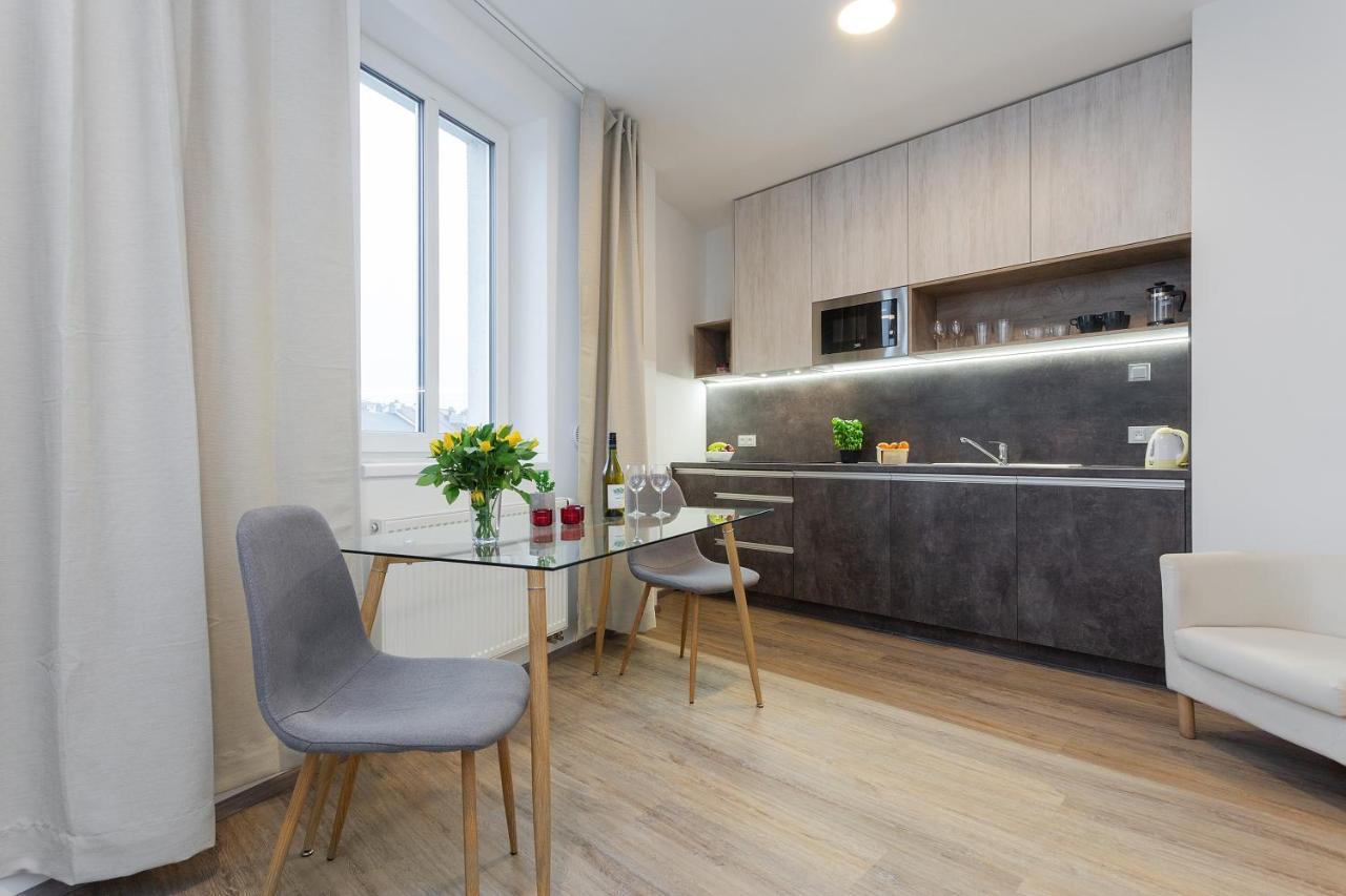 Harfa Apartments Prag Exterior foto